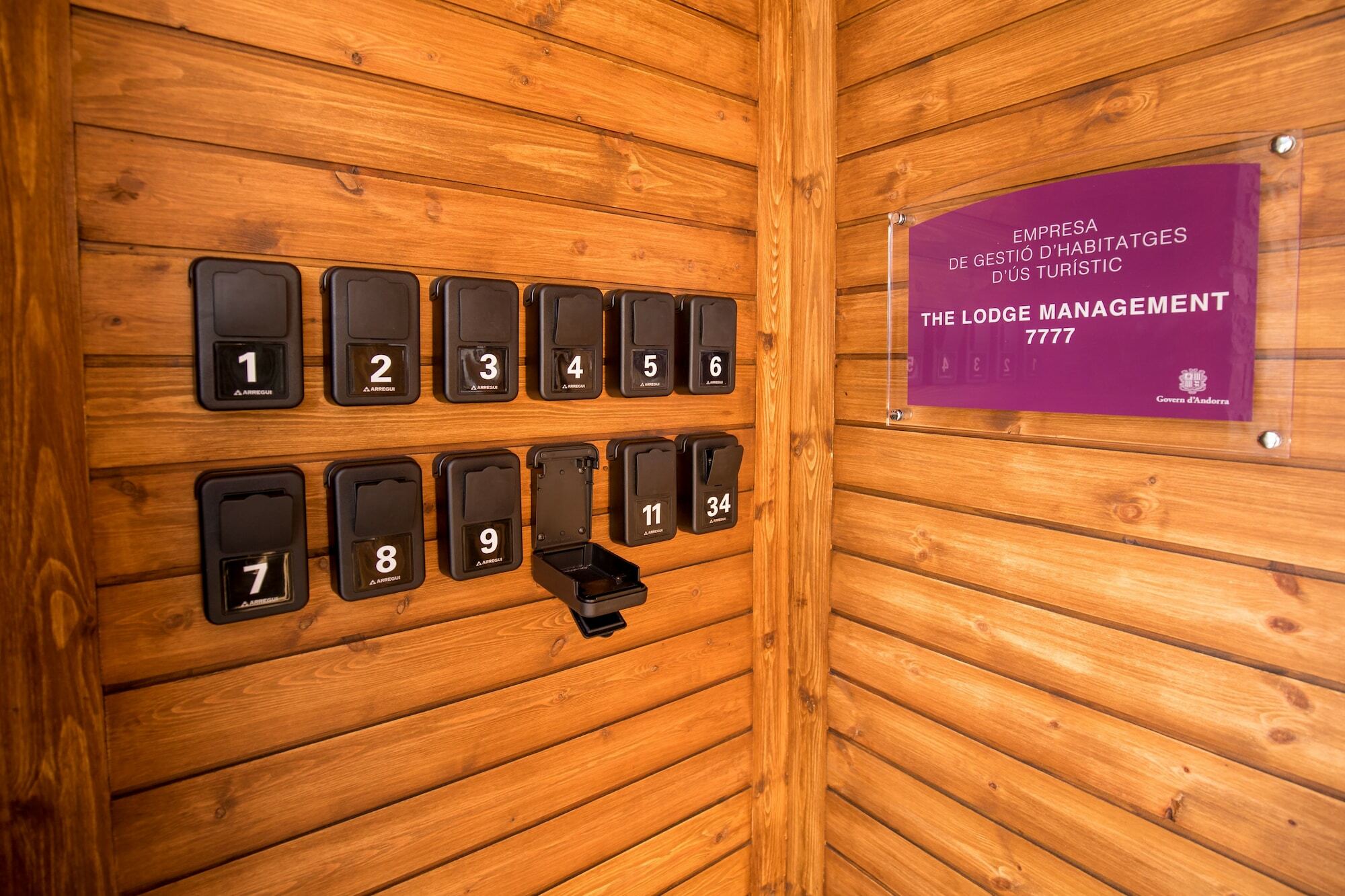 ארינסל The Lodge At Ribasol מראה חיצוני תמונה